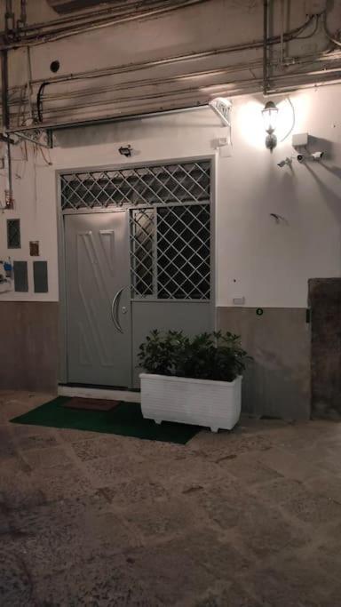 Il Duomo A Due Passi Διαμέρισμα Νάπολη Εξωτερικό φωτογραφία